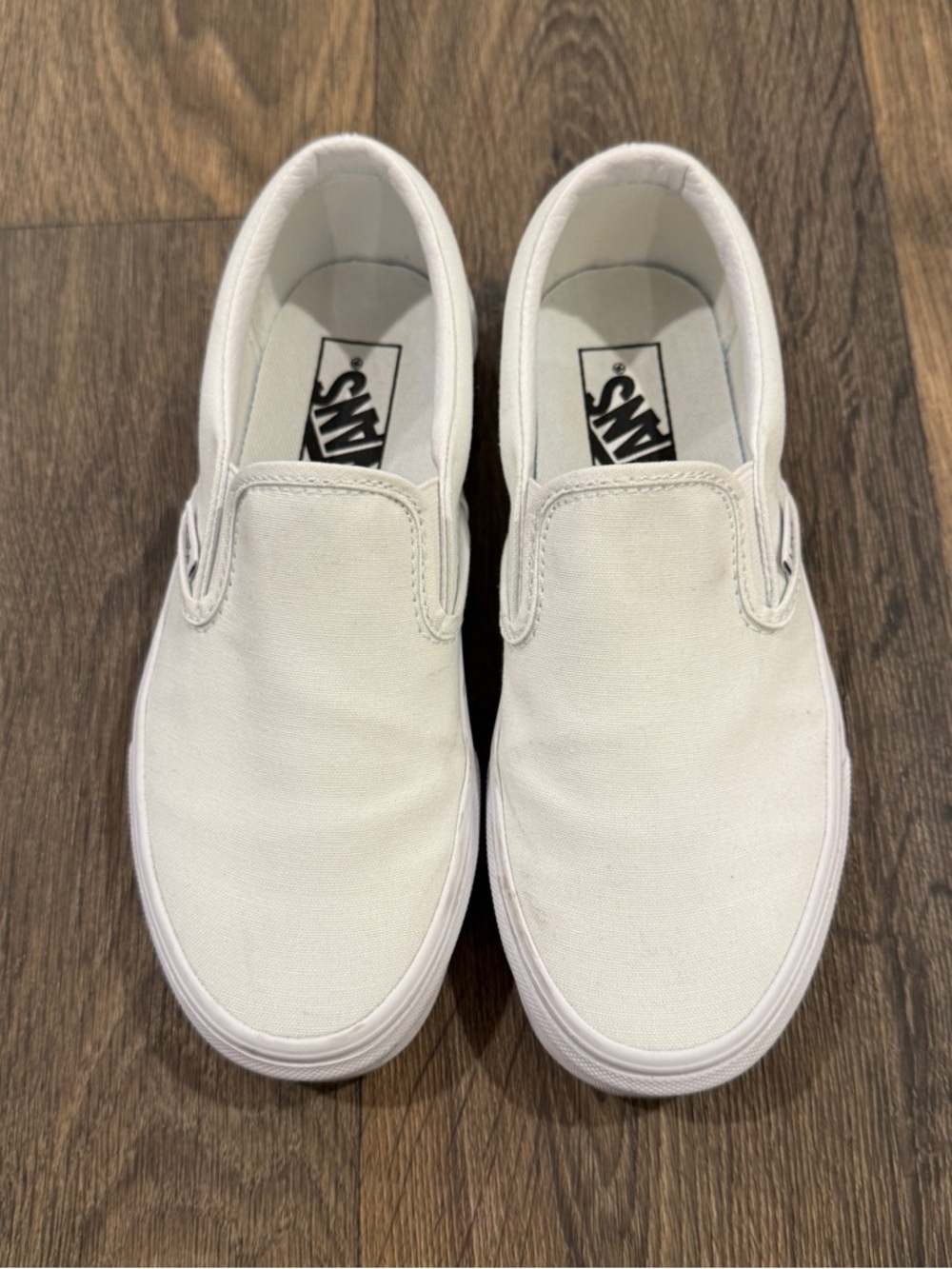 vans classic slip-on sneakers – all white canvas, women’s size 6
